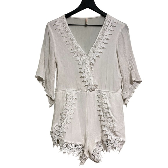 Raga White Lace Trim Romper size large